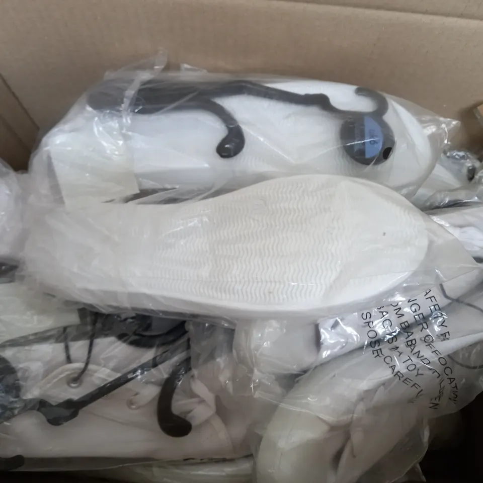 APPROXIMATELY 12 GEORGE SNEAKERS TO INCLUDE SIZES 6, 7