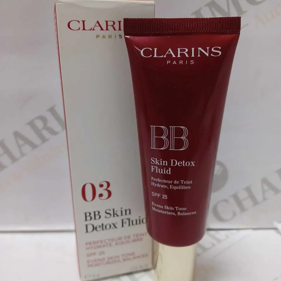 CLARINS BB SKIN DETOX FLUID SPF25 45ML - #03 DARK