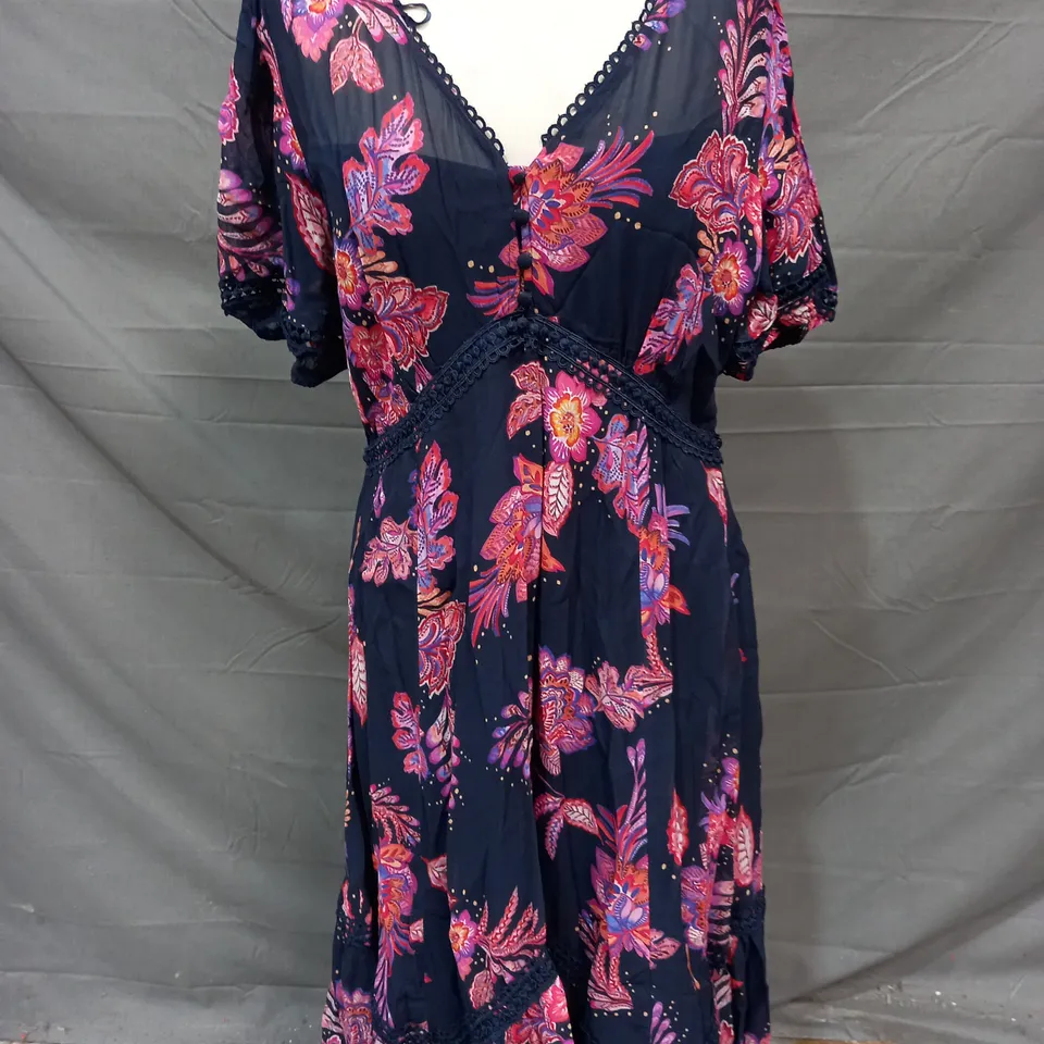 MONSOON FLORAL PRINT DRESS IN NAVY/MULTICOLOUR SIZE 14