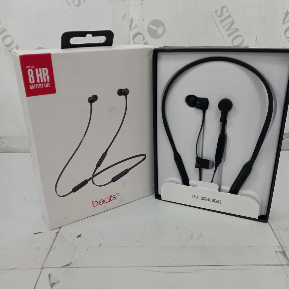 BOXED BEATS X BLUETOOTH EARPHONES 