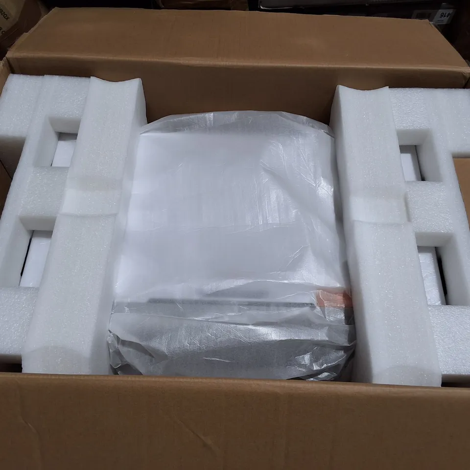 BOXED OPTOMA CINEMA-X P2 DLP PROJECTOR IN WHITE