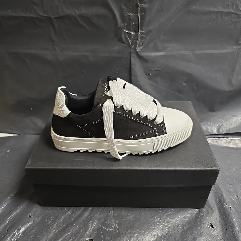 NUMERIS ATELIER ACRYLIC BLACK SNEAKERS – UK 6 (EU 40)