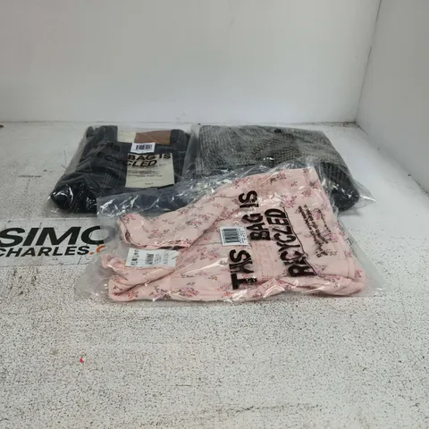 BOX OF APPROXIMATELY 12 ASSORTED CLOTHING ITEMS TO INCLUDE BILLIE LACE BABYDOLL CAMI, Y2K BOX FIT CREW KNIT ETC
