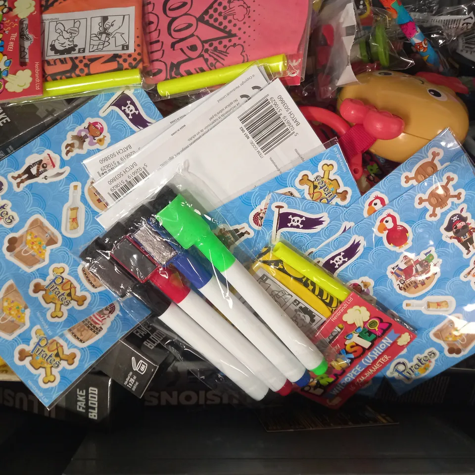 LOT OF APPROXIMATELY 10 ASSORTED TOYS AND GAMES TO INCLUDE SUPER MARIO FIRE MARIO FIGURE, PORSCHE PLAYING CARDS, FAKE BLOOD, ETC