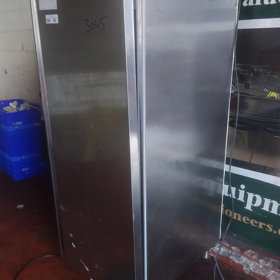 LARGE DISPLAY FRIDGE 