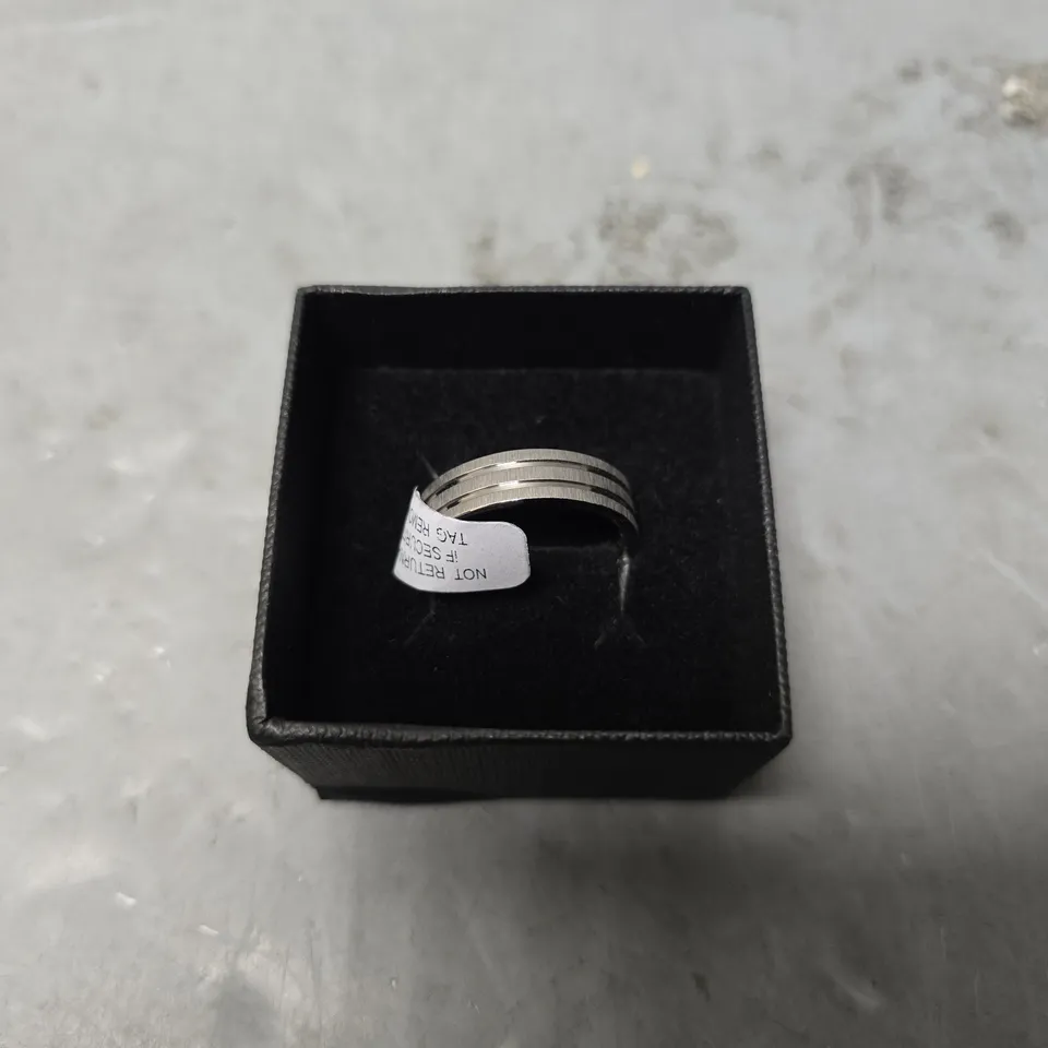 THE LOVE COLLECTION 6MM TITANIUM RING - SIZE UNSPECIFIED 
