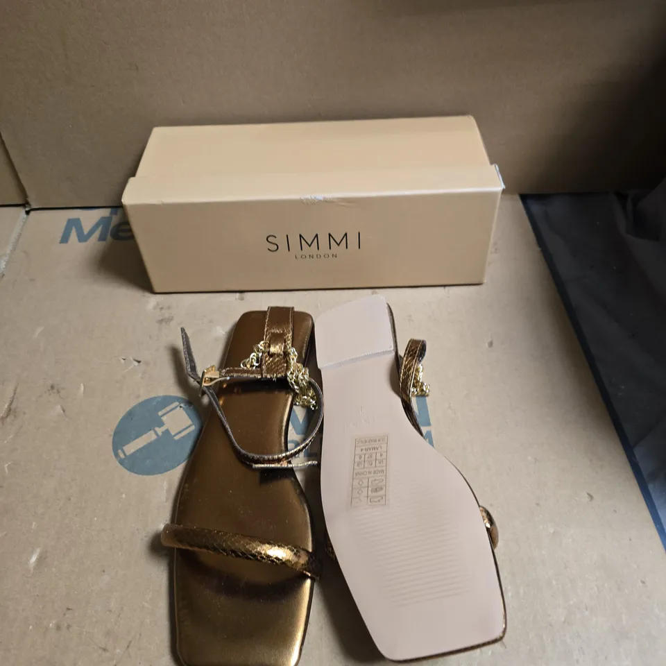 SIMMI LONDON GOLD METALLIC SANDALS - ANKLE-STRAP WITH CHAIN DETAIL - UK SIZE 4 