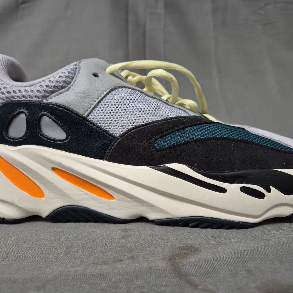 BOXED PAIR OF ADIDAS MEN'S YEEZY BOOST 700 SHOES IN MULTICOLOUR UK SIZE 12