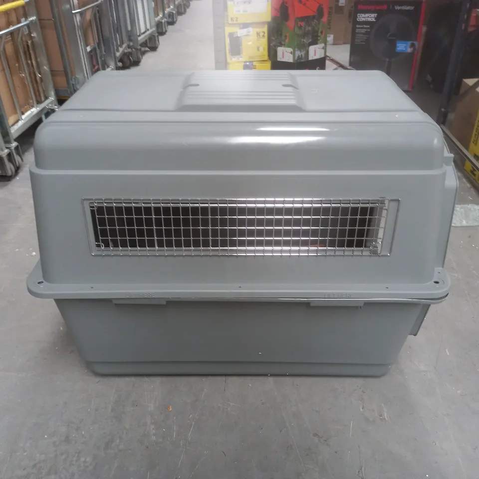 LARGE PET CRATE - COLLECTION ONLY