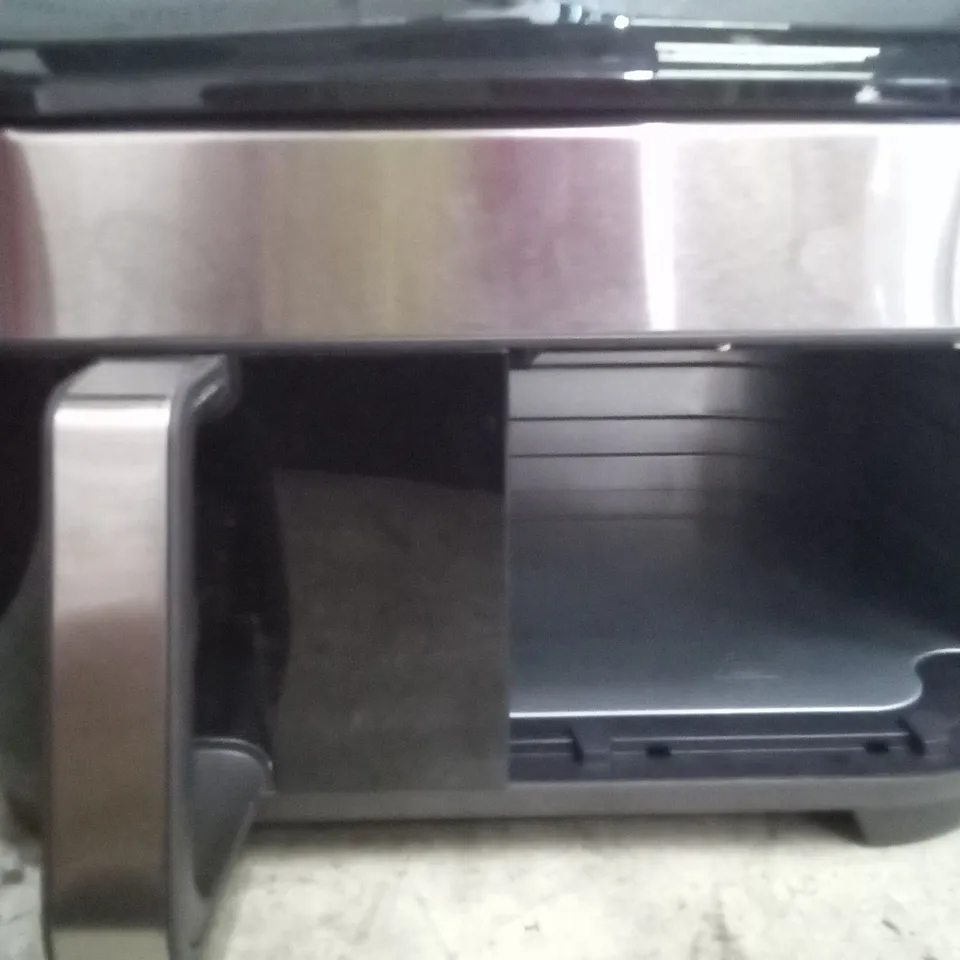 BOXED INSTANT VORTEX 8 IN 1 DUAL AIR FRYER 7.6L 