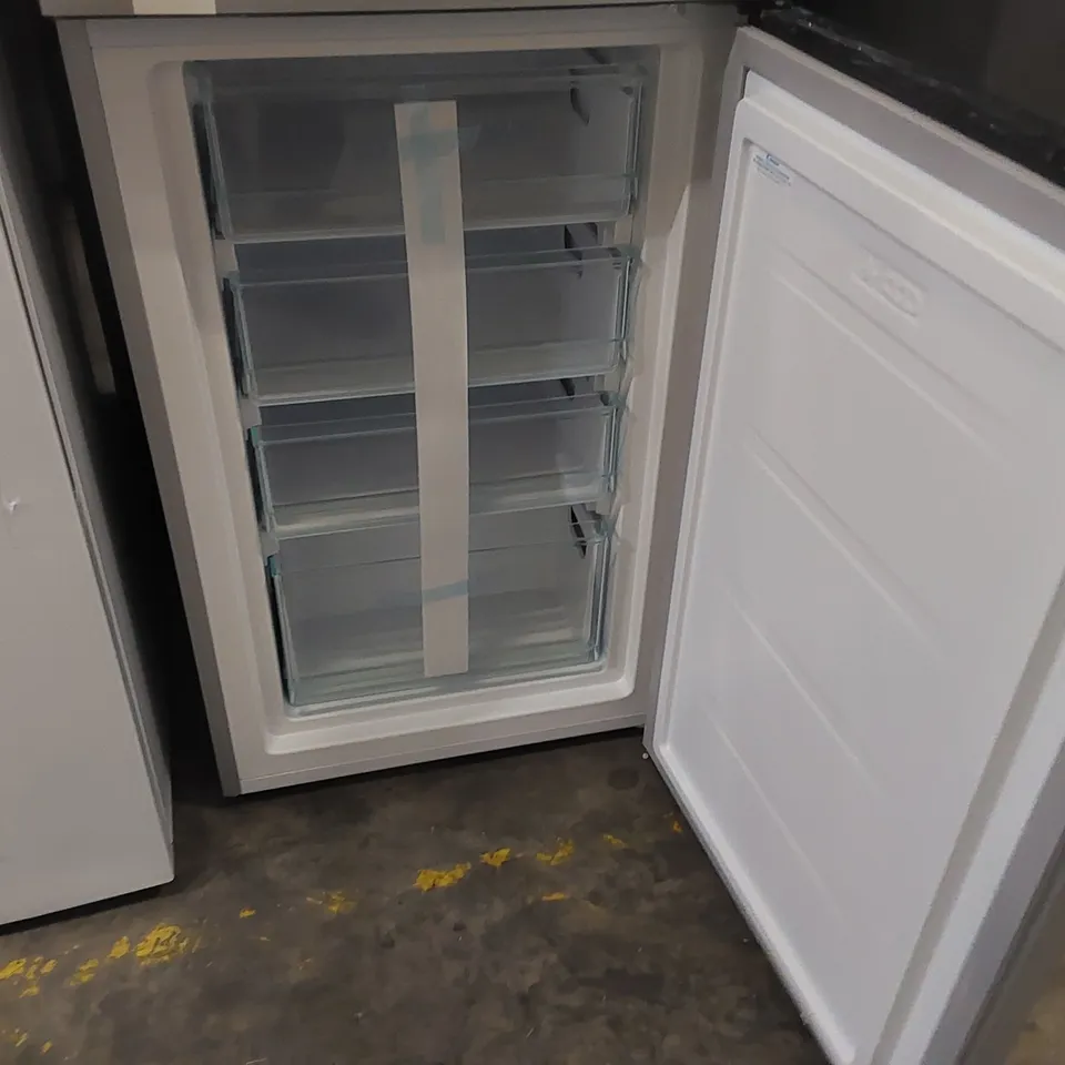 CANDY LOW FROST 50/50 FRIDGE FREEZER IN SILVER, MODEL: CCT3L517ESK