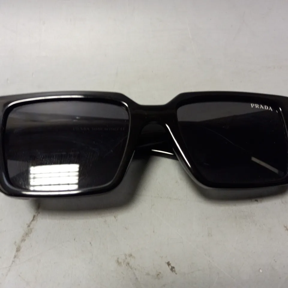 BOXED PRADA SPR122 SUNGLASSES