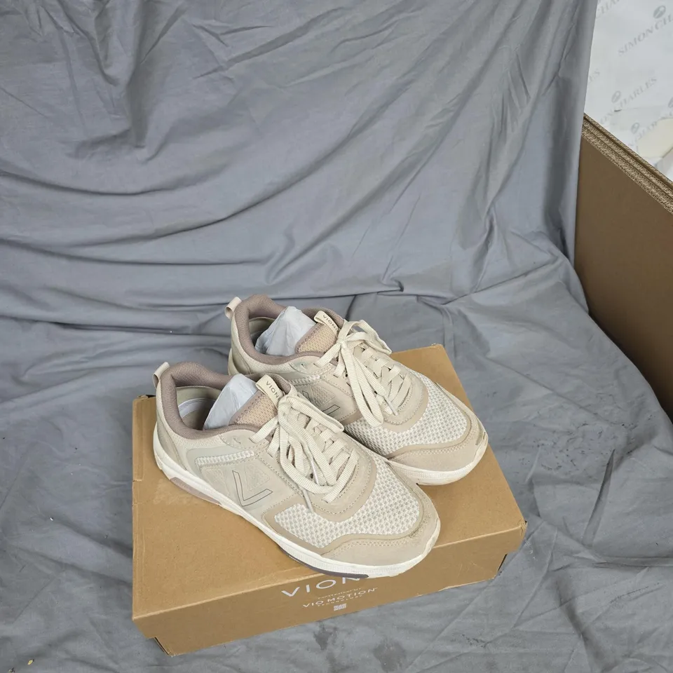 VIONIC WOMEN'S SNEAKERS UK5 – BEIGE MESH & SUEDE