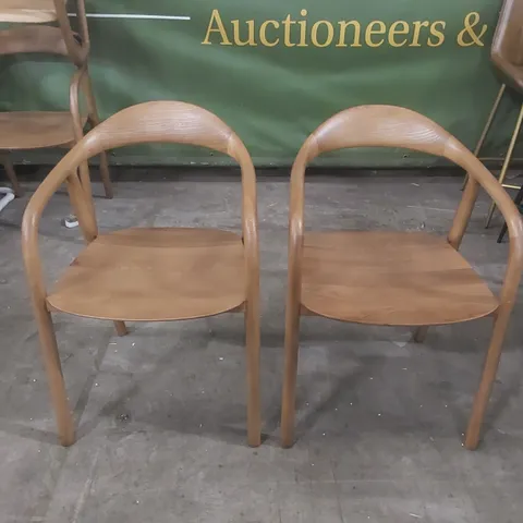 PAIR OF COPENHAGEN DINING CHAIRS - WALNUT BOW BACK