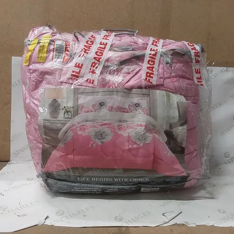 BAGGED MICROFIBER FLORAL BEDSPREAD WITH PILLOW SHAMS
