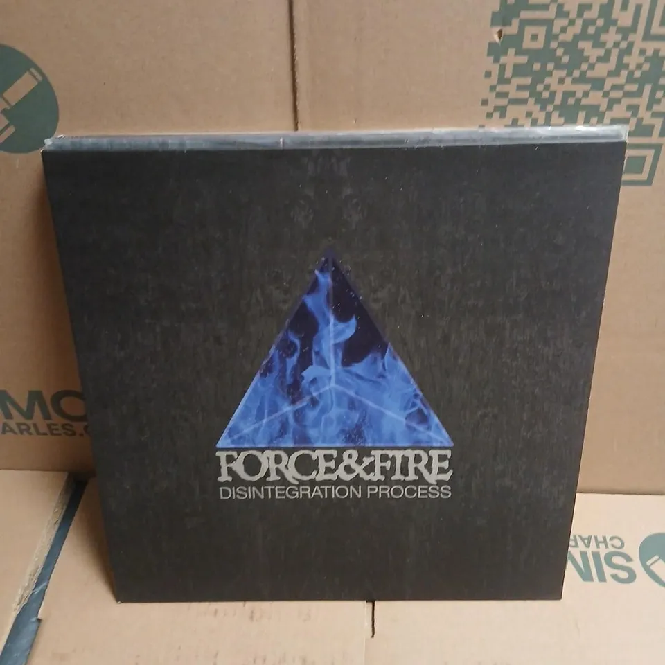 LOT OF APPROXIMATELY SIX VINYL LPS: FORCE & FIRE – DISINTEGRATION PROCESS; UNDER THE MASK – WAKE THE DEAD; JOHN HOYLES – NIGHT FLIGHT; DON'T FEEL TO WORK; TWIN PICS