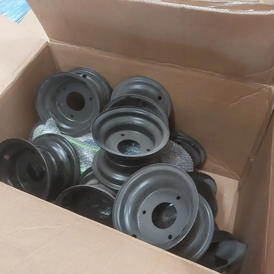 PALLET CONTAINING A VERY LARGE QUANTITY OF ASSORTED ITEMS INCLUDING: MINI DIRTBIKE/QUADBIKE PARTS ECT