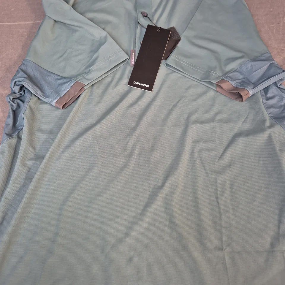 DRUIDS BELFRY POLO TOP IN SAGE SIZE LARGE 