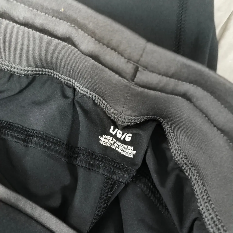 UNDER ARMOUR MEN'S RUNNING STORM PANTS – BLACK/REFLECTIVE, UK SIZE L