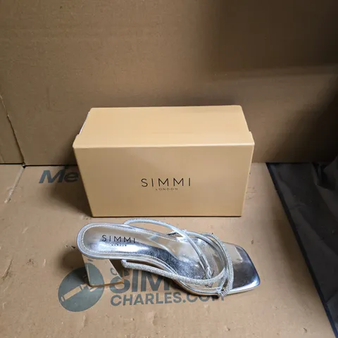 SIMMI LONDON WOMEN'S SILVER STRAPPY HIGH HEEL SANDALS - UK SIZE 4 