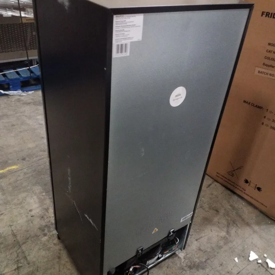 HISENSE RR220D4BBE FREESTANDING FRIDGE - BLACK