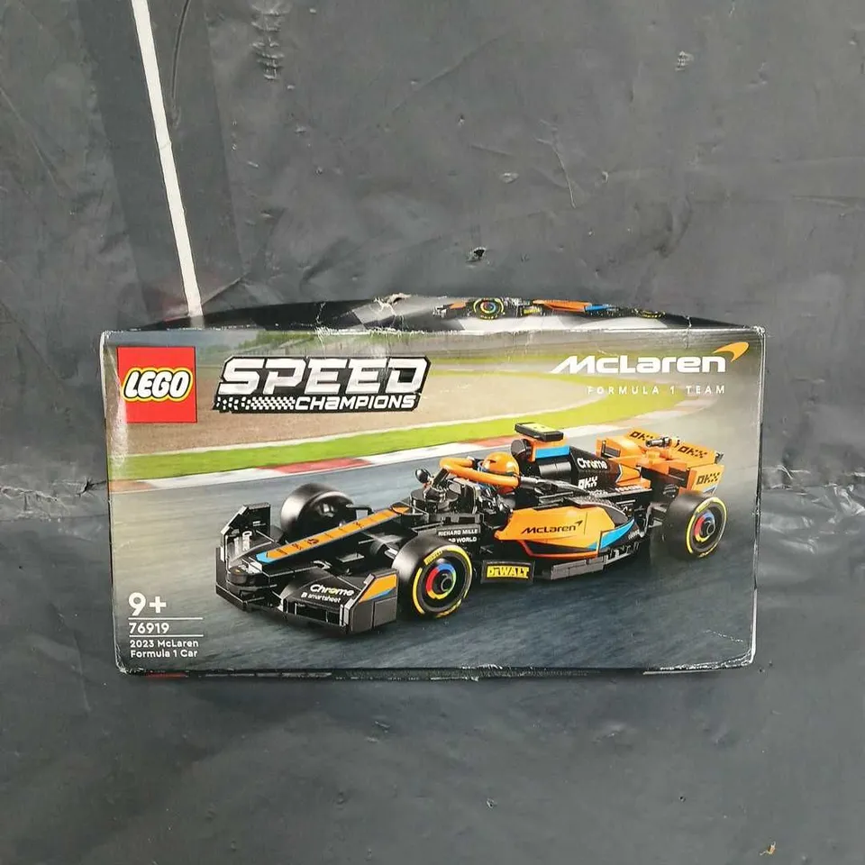 BOXED LEGO SPEED CHAMPION 2023 MCLAREN F1 RACE CAR - 76919