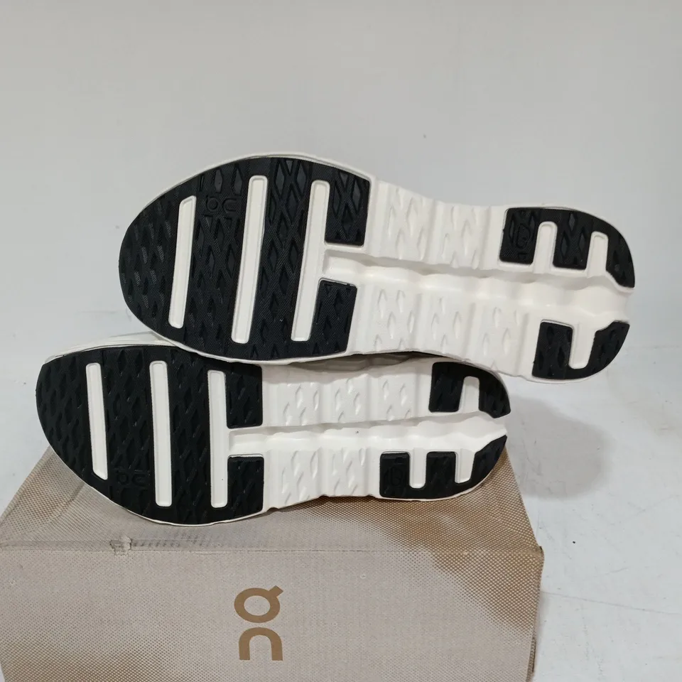 ON RUNNING CLOUDTILT REMIC SNEAKERS – BLACK/WHITE UK 9 (US 9.5)