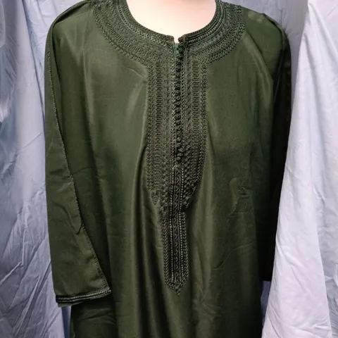 AL-HAQ THOBES – GREEN EMBROIDERED MEN'S THOBE, SIZE 58
