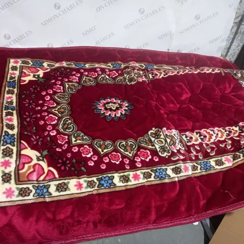 LUXARY RUG 73/110CM