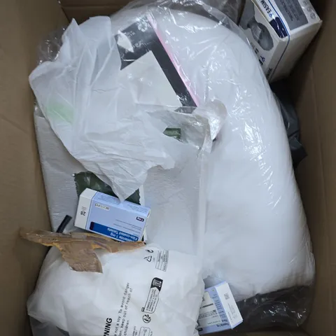 LARGE BOX OF APPROX 10 ASSORTED HOUSEHOLD ITEMS