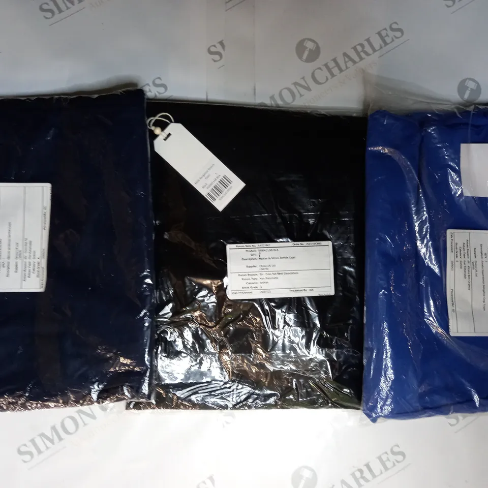 APPROXIMATELY 10 ASSORTED CLOTHING ITEMS IN VARIOUS STYLES AND SIZES TO INCLUDE EMELIA, MAISON, ETC
