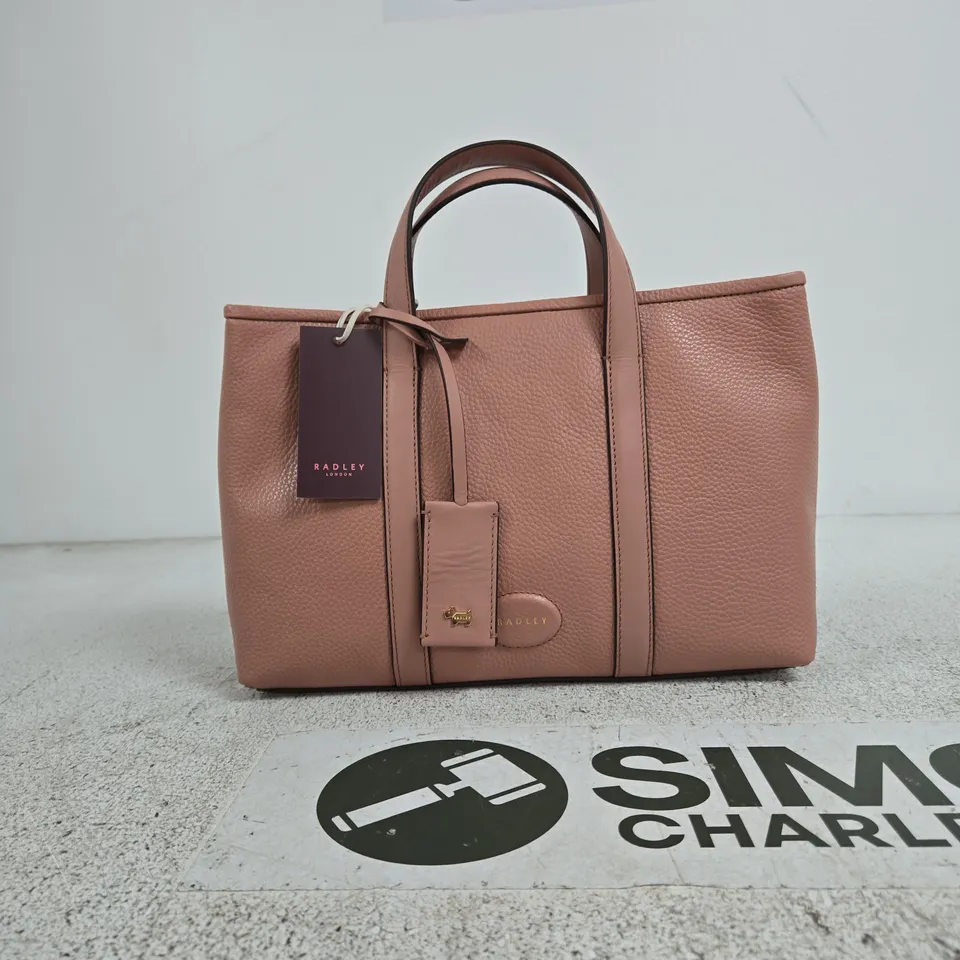 RADLEY LONDON TOTE BAG – PINK PEBBLE LEATHER WITH DOG CHARM