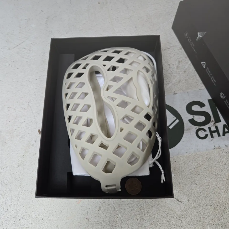 BEAULUXE SPECTRAGLOW 7 LED MASK – BOXED