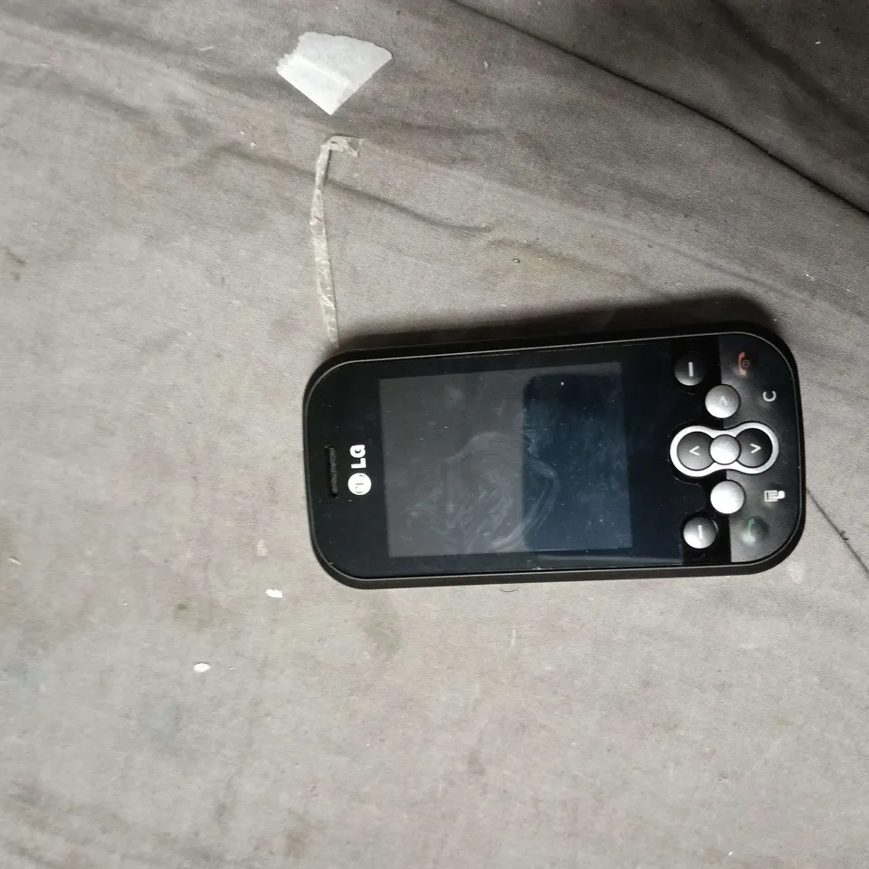 LG KS360 MOBILE PHONE – BLACK WITH SLIDE-OUT QWERTY KEYBOARD