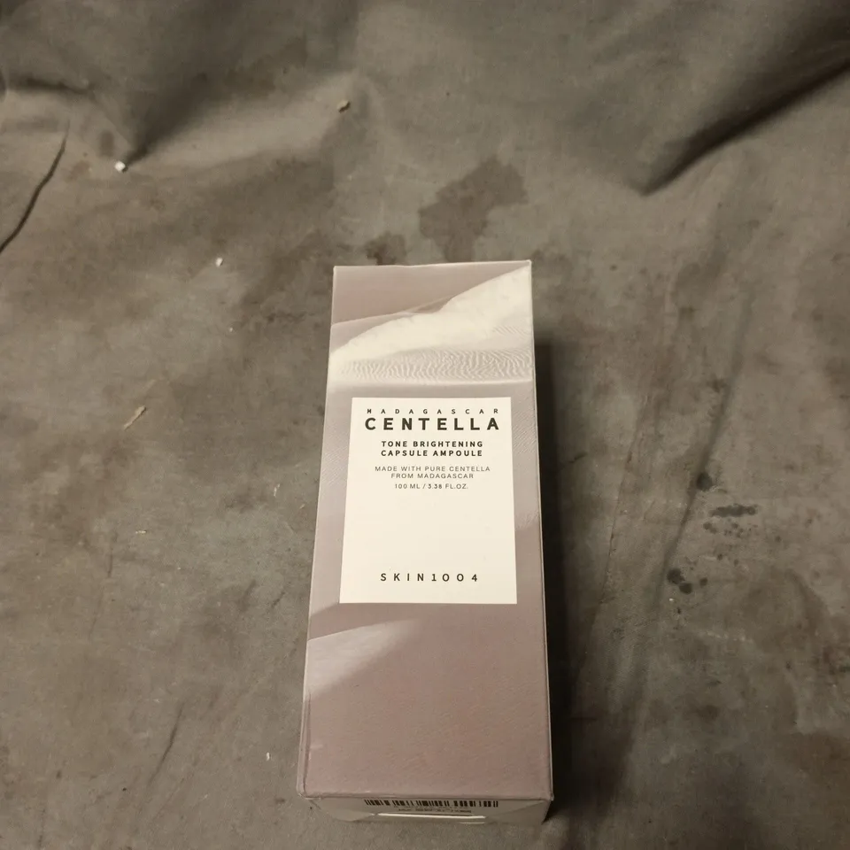SKIN1004 MADAGASCAR CENTELLA TONE BRIGHTENING CAPSULE AMPOULE – 100 ML BOXED