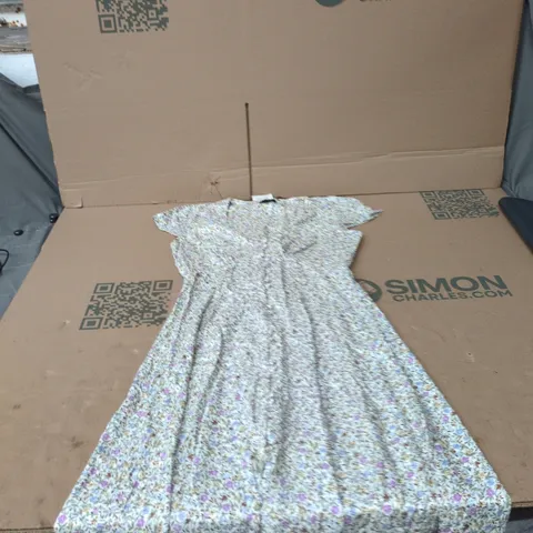 NOBODY'S CHILD FLORAL GIRLS' DRESS, UK 6 (EU 34, US 2)