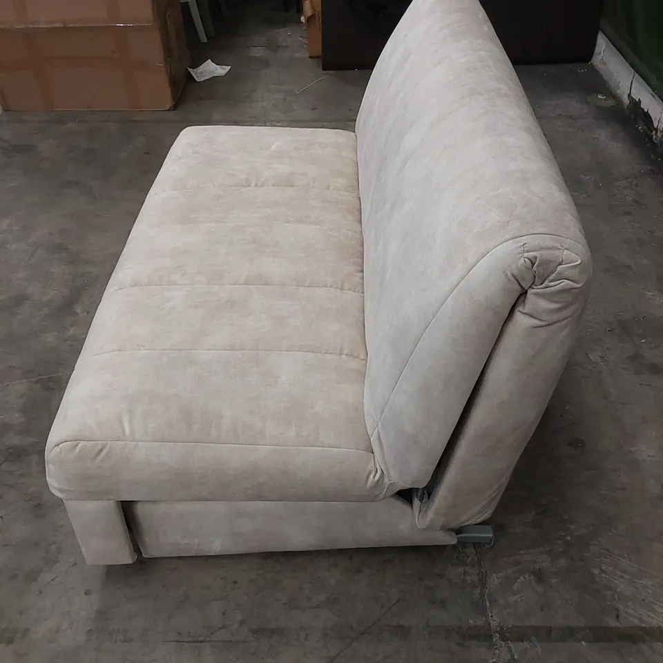 DESIGNER CONTEMPORARY STYLE SOFA BED