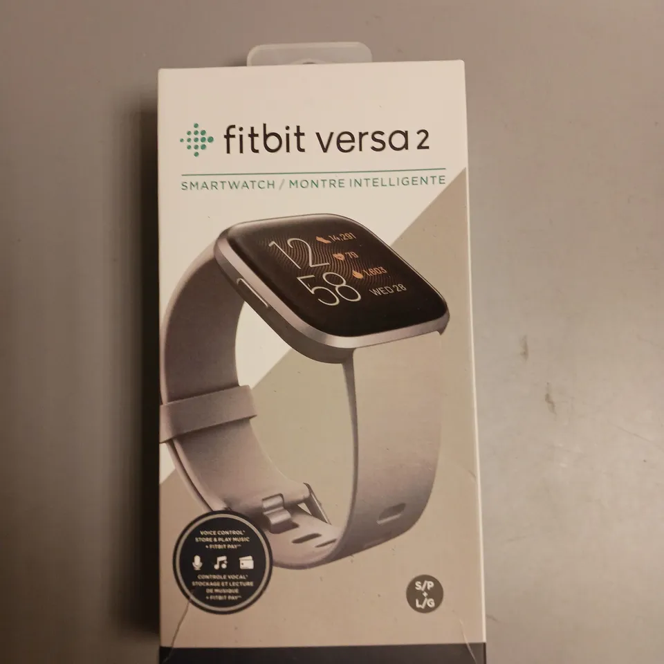 FITBIT VERSA 2 SMARTWATCH GREY STRAP INCLUDES CHARGER AND SPARE STRAP