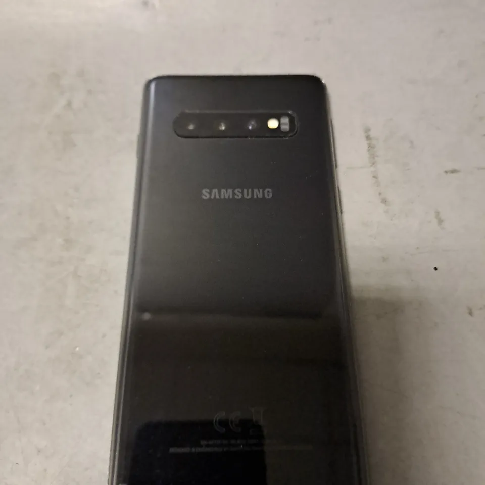 SAMSUNG GALAXY S10 PLUS 