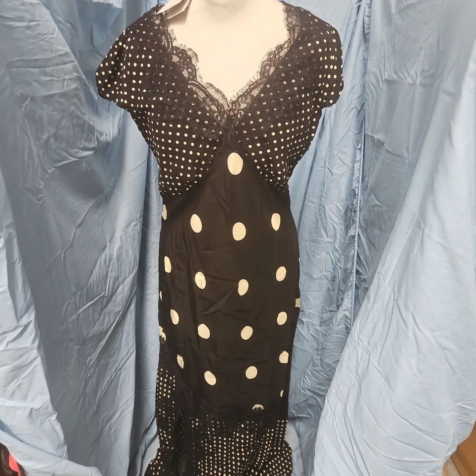 NOBODYS CHILD GLORIA MIDI DRESS IN DENNI SPOT - UK 10