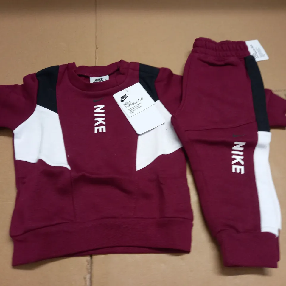 NIKE KIDS 2-PIECE SET - 9/12M