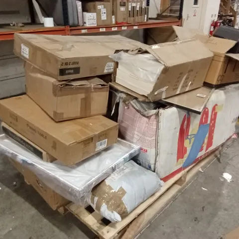 PALLET OF ASSORTED FURNITURE AND HOUSEHOLD GOODS TO INCLUDE; KIDS SLIDE, CIRCUIT BOARDS, PARASOL BASE ETC