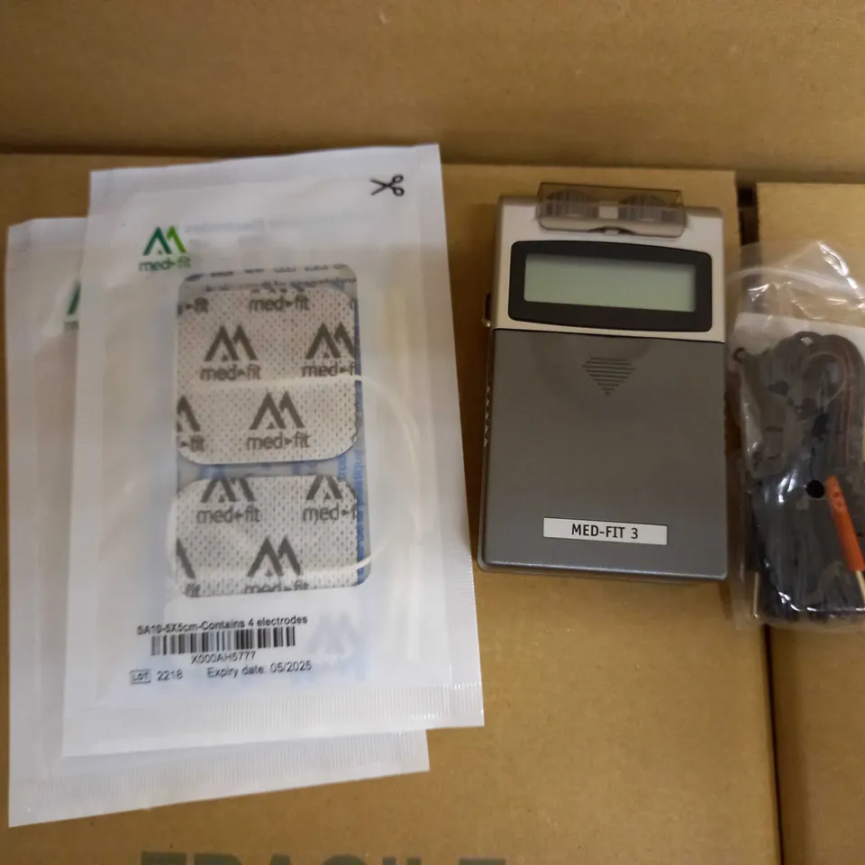 THE TENS COMPANY MED-FIT 3 DIGITAL DUAL CHANNEL TENS MACHINE