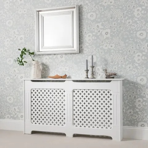 BOXED HAYES ADJUSTABLE RADIATOR COVER