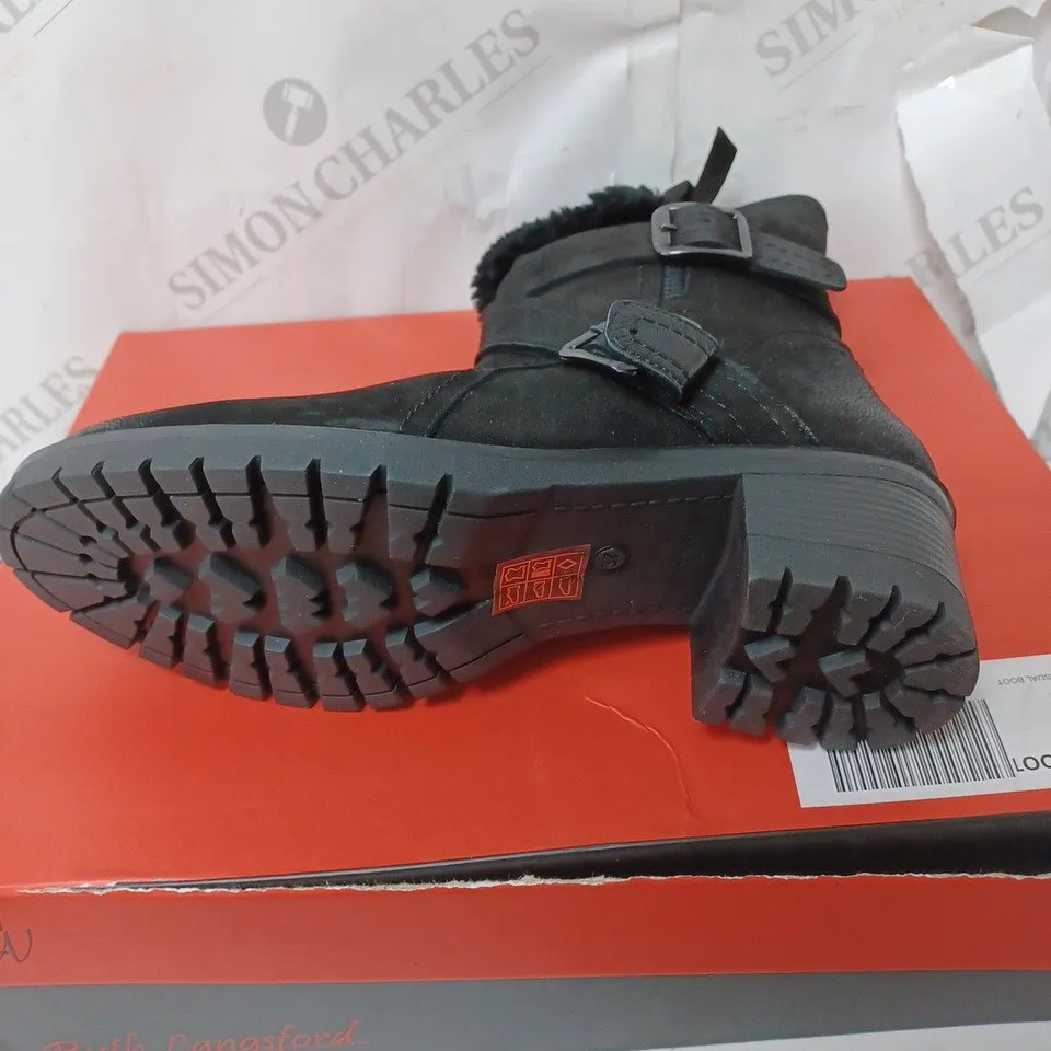 BOXED RUTH LANGSFORD CASUAL BOOTS, BLACK - SIZE 4 
