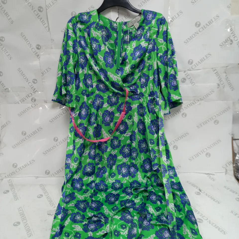 8 LIQUORISH VARIED STYLED AND SIZED DRESSES 