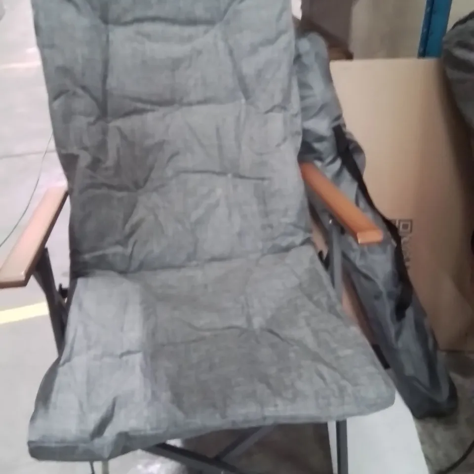 BAGGED VOYAGER CAMPING CHAIR GREY