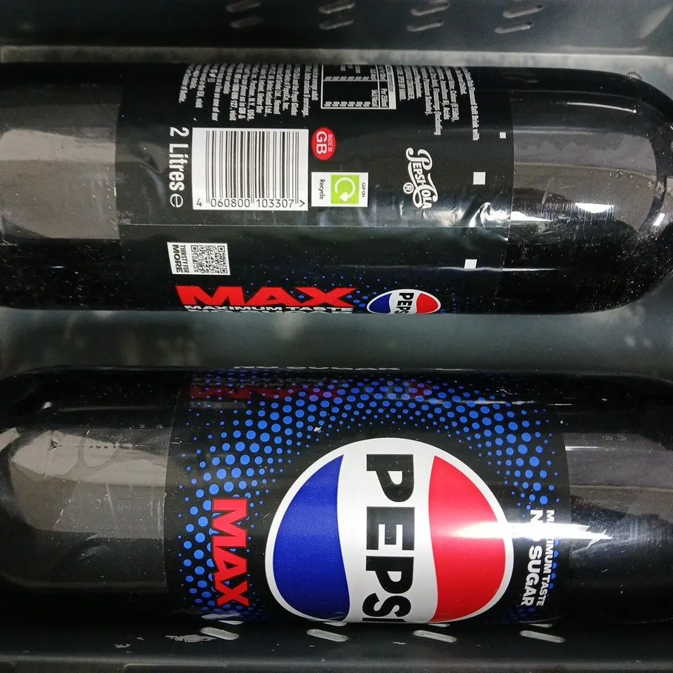 APPROXIMATELY 4 ASSORTED FOOD AND DRINK ITEMS TO INCLUDE PEPSI, AND ABBOTT ENSURE