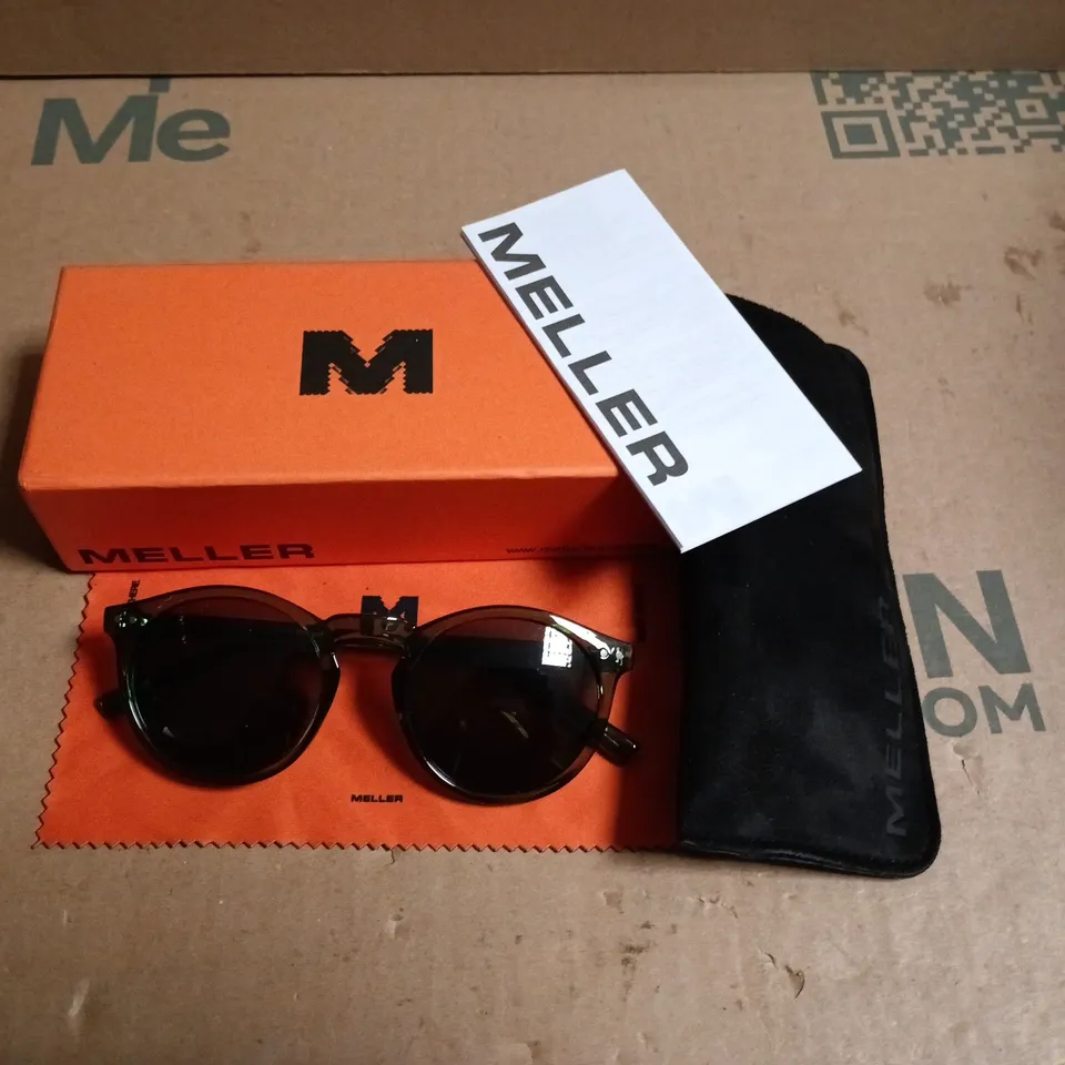 BOXED MELLER GREEN FRAMED GLASSES - K3-GREENOLI
