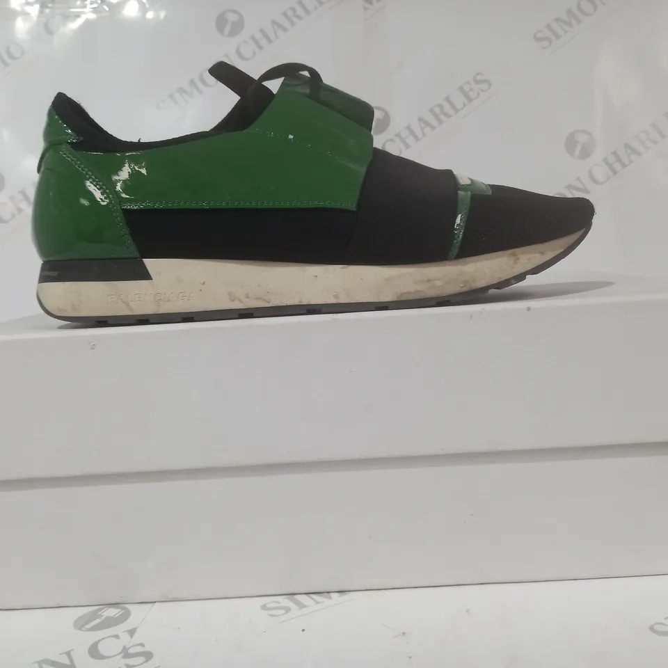 BOXED PAIR OF BALENCIAGA SHOES IN BLACK/GREEN EU SIZE 42